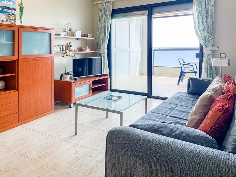 ESPACIO 8 - Primera Línea de Playa Apartment in Ribera Baixa