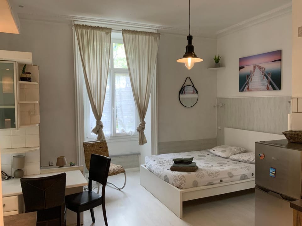 Studio centre ville Apartment in Aix-les-Bains