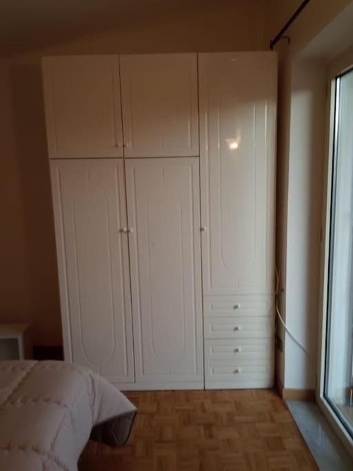 Bedroom, wardrobe