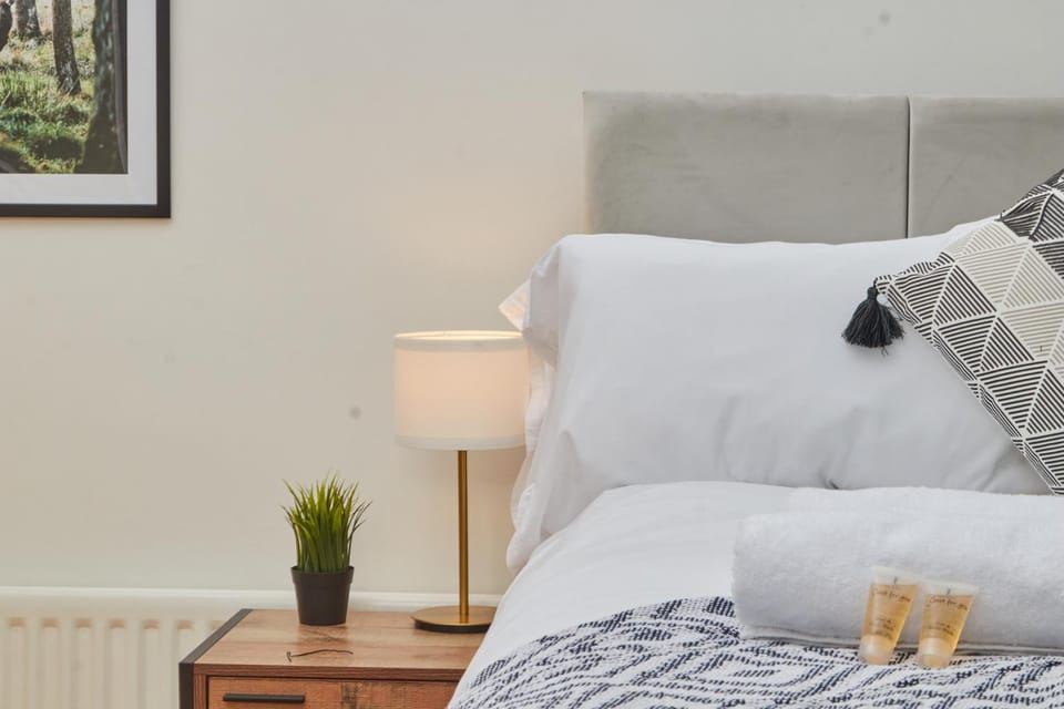 Spacious Flat Close To City Centre & St James' Apartment in Newcastle upon Tyne