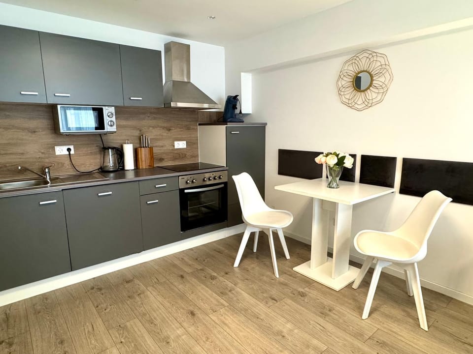 Prime Host Dream Deluxe Apartment in Karlsruhe