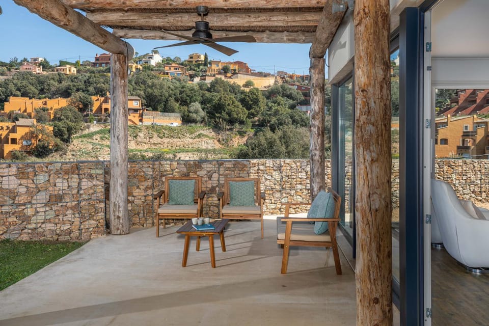 Patio, Natural landscape, Balcony/Terrace