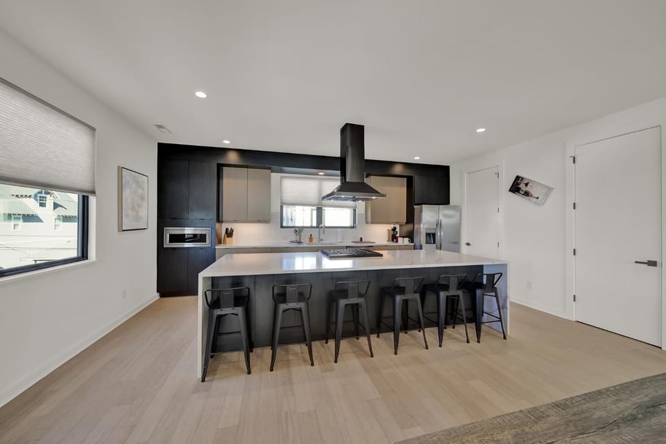 406 Katonah Amazing Location Rooftop patio views and a gym House in Charlotte