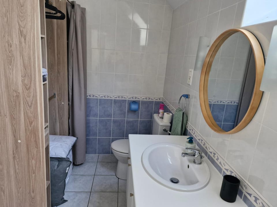 STUDIO NID COSY avec piscine Apartment in Brittany