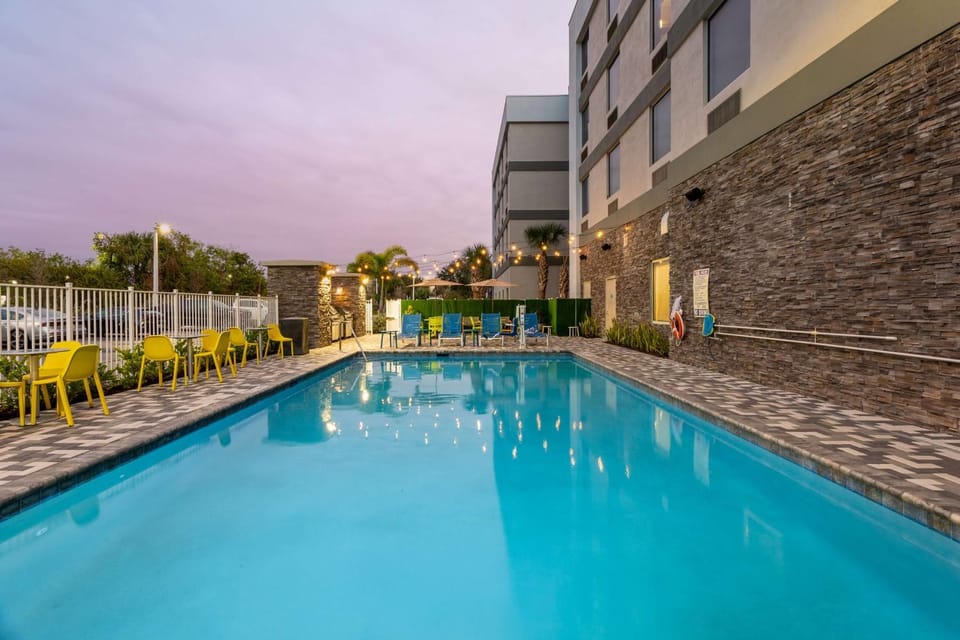 Pool view