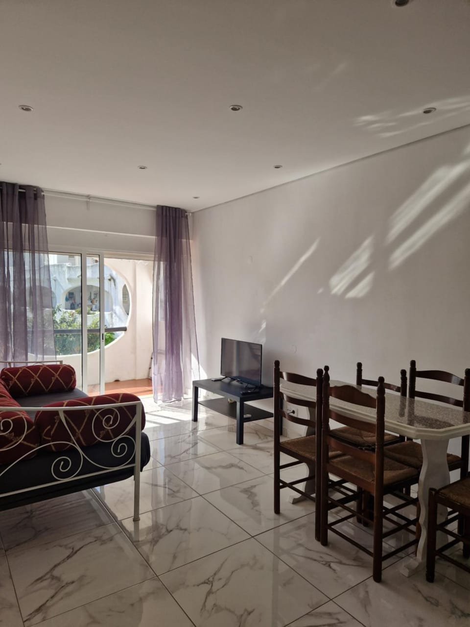 Perfect location for nightlife @ the Strip Apartment in Albufeira