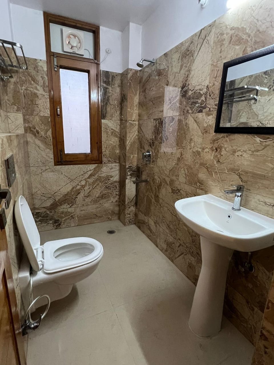 Superb For Groups Apartment in Shimla