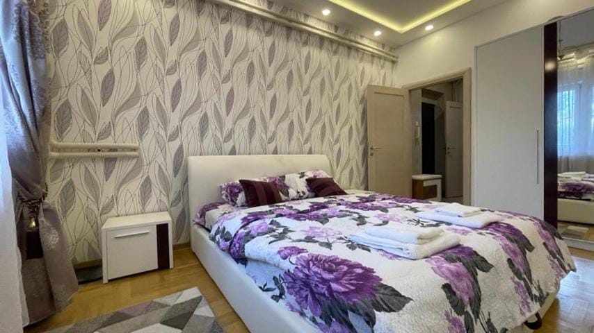 Zone Dedinje Apartment in Belgrade