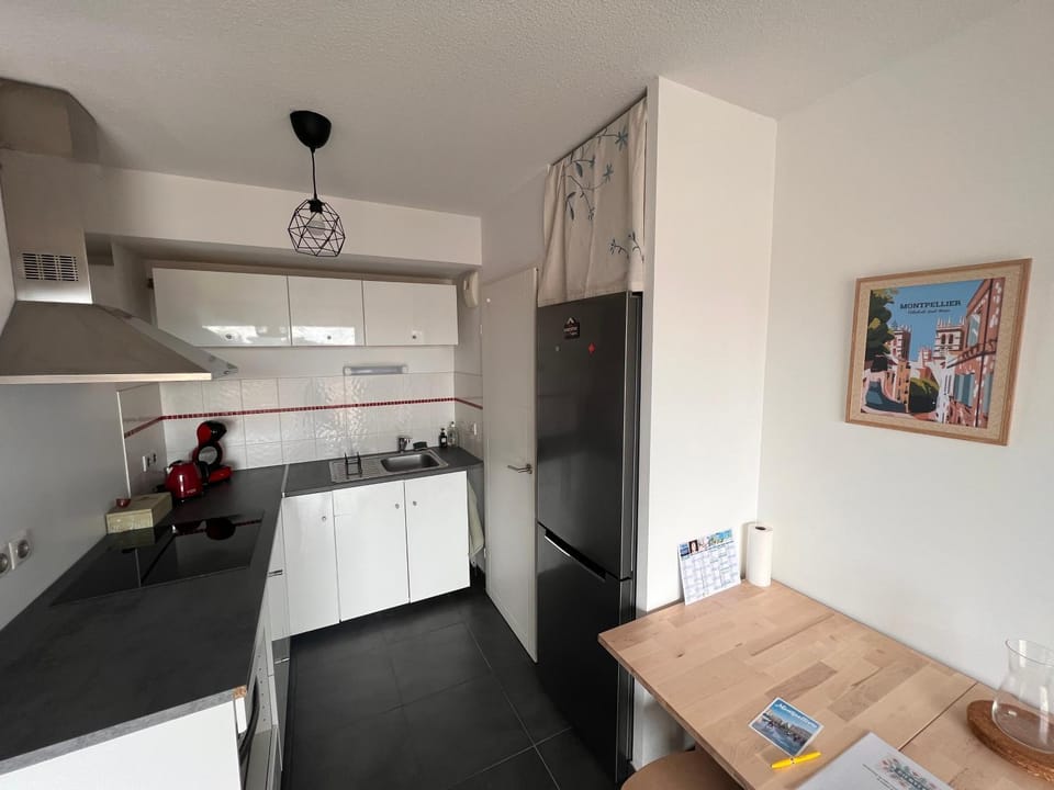 Kitchen or kitchenette, Living room