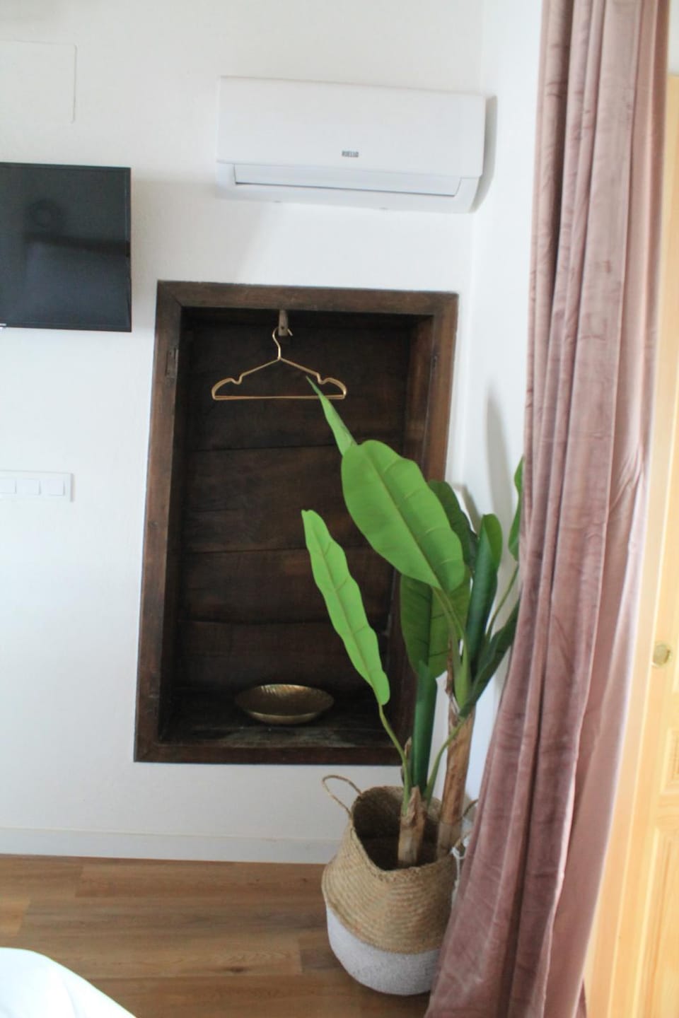 air conditioner