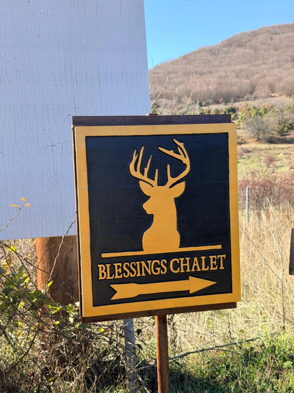 Property logo or sign, Natural landscape, Logo/Certificate/Sign, Text overlay