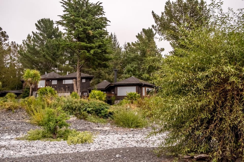 Property building, Natural landscape, Garden, Garden view