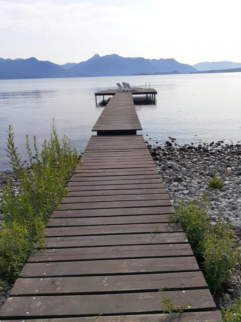 Day, Natural landscape, Lake view, Mountain view