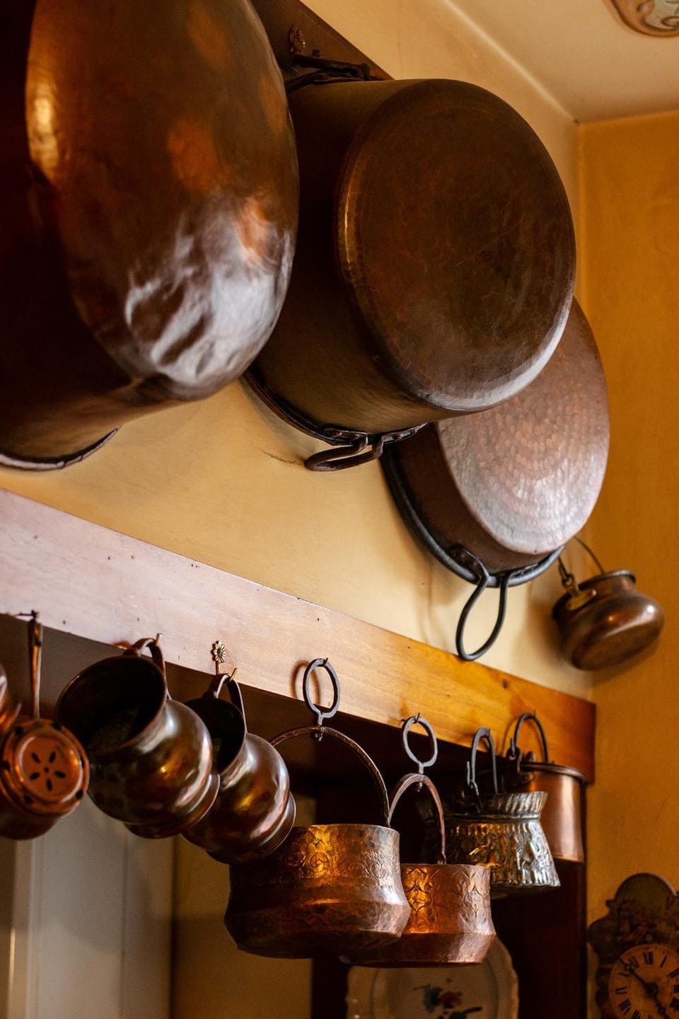 Kitchen or kitchenette, Decorative detail