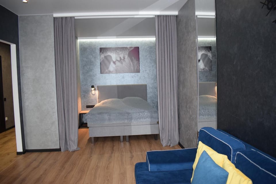 Дизайнерські апартаменти в ЖК DreamTown 10Б Apartment in Ukraine
