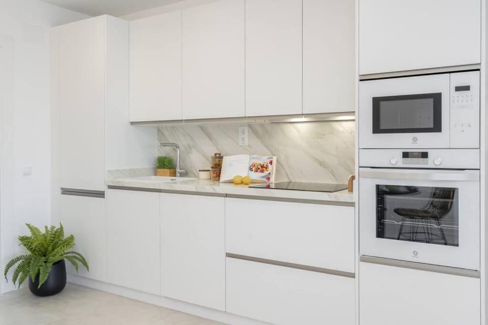 Sunny 3BDR penthouse @Benahavis golf area Apartment in Marbella