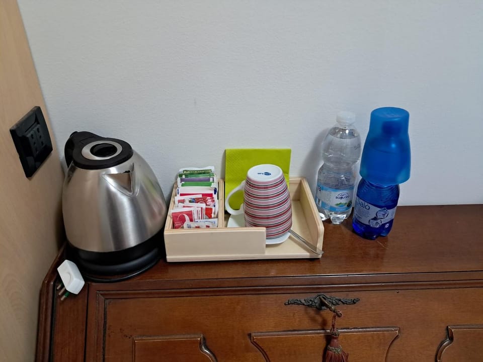Coffee/tea facilities