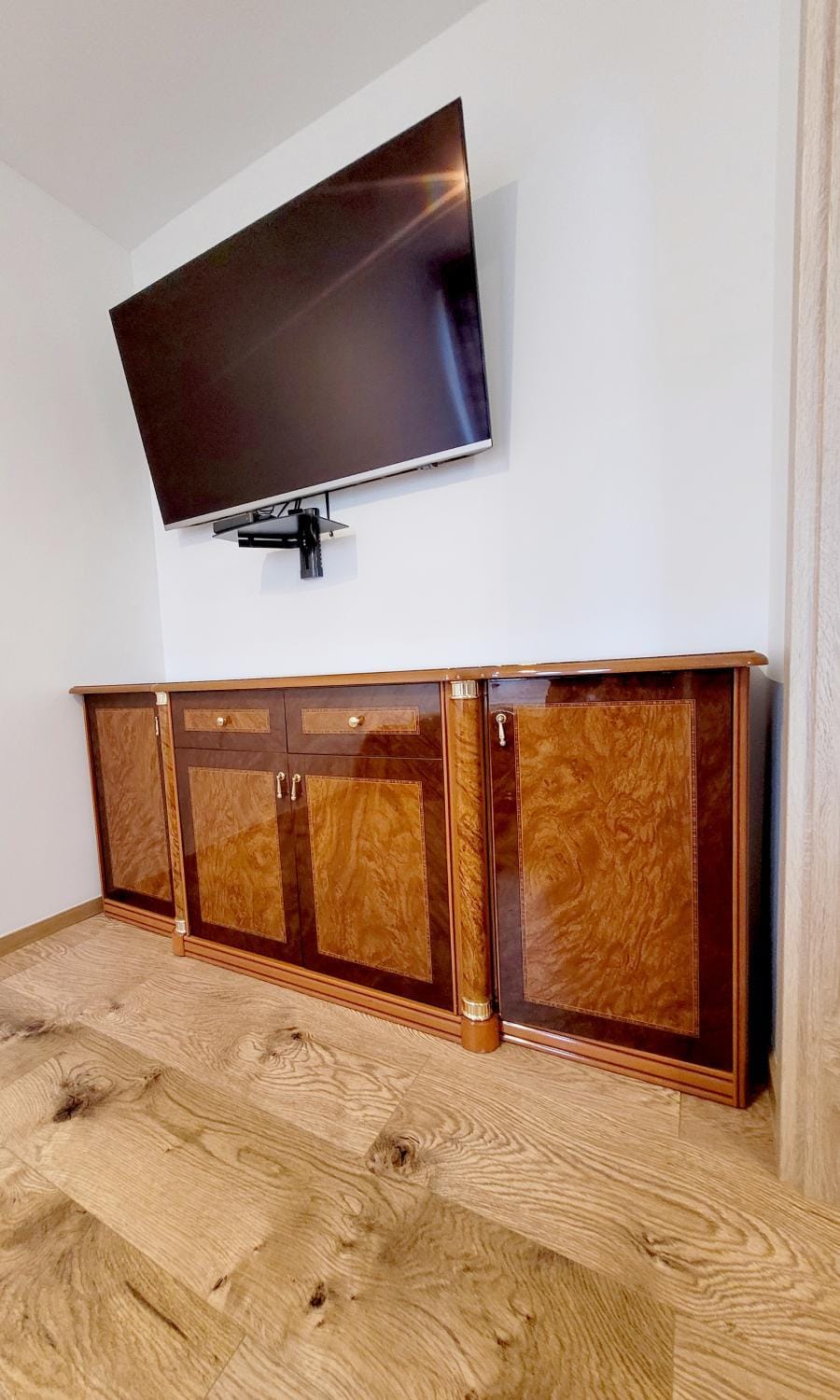 TV and multimedia, Bedroom