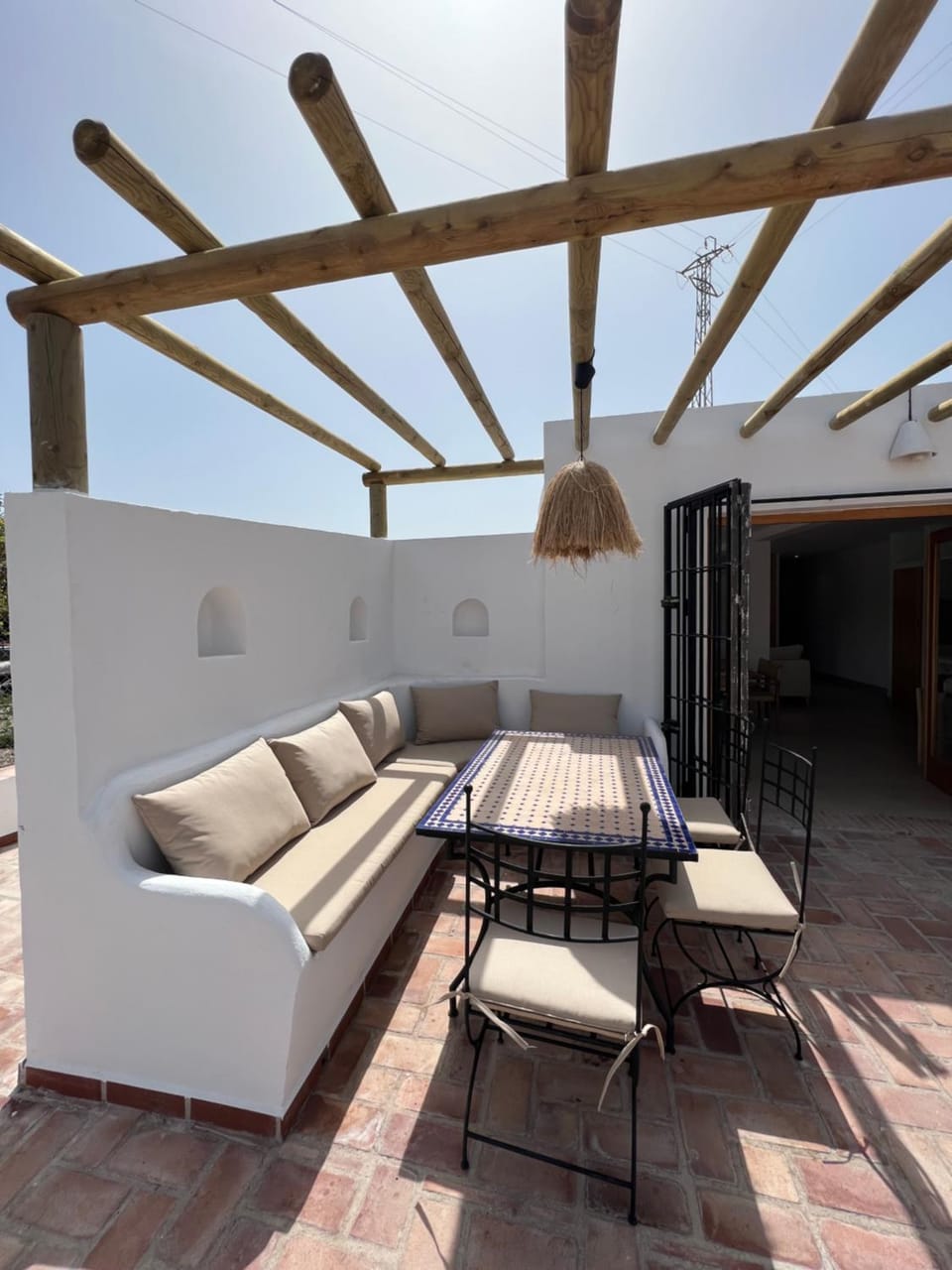 View (from property/room), Seating area, Dining area