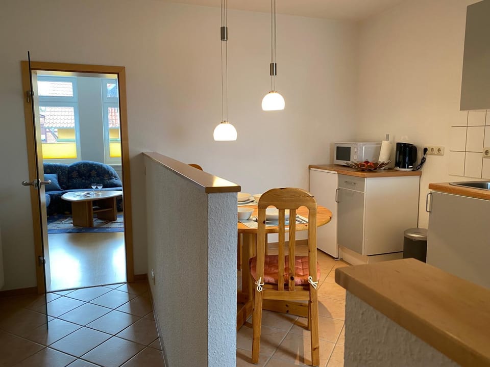 Dining area, kitchen