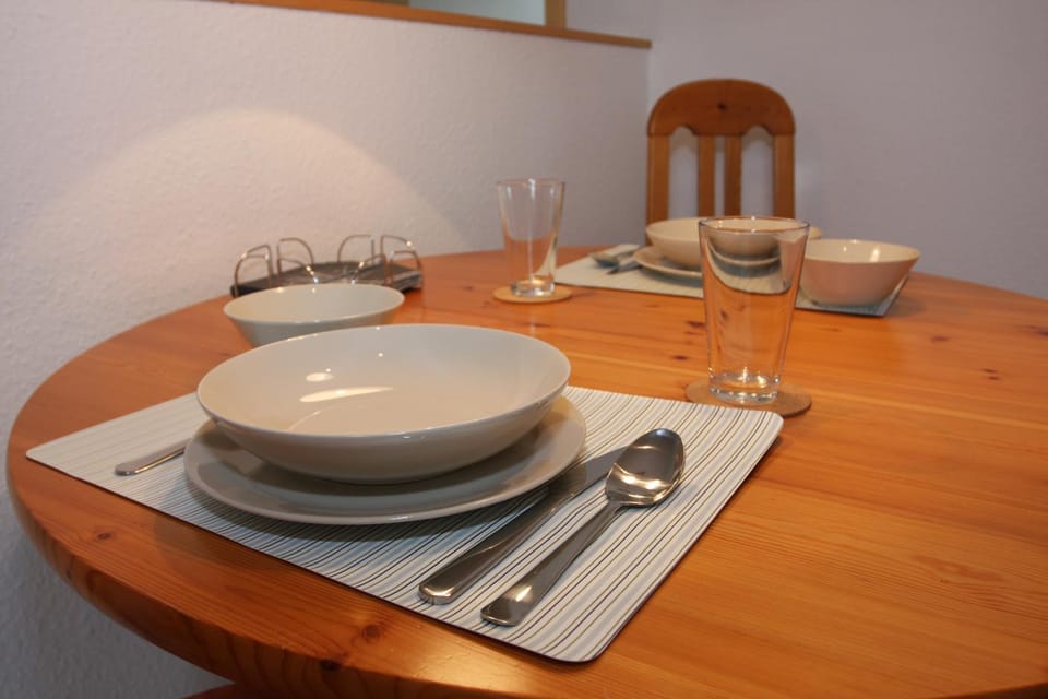 Dining area, kitchen