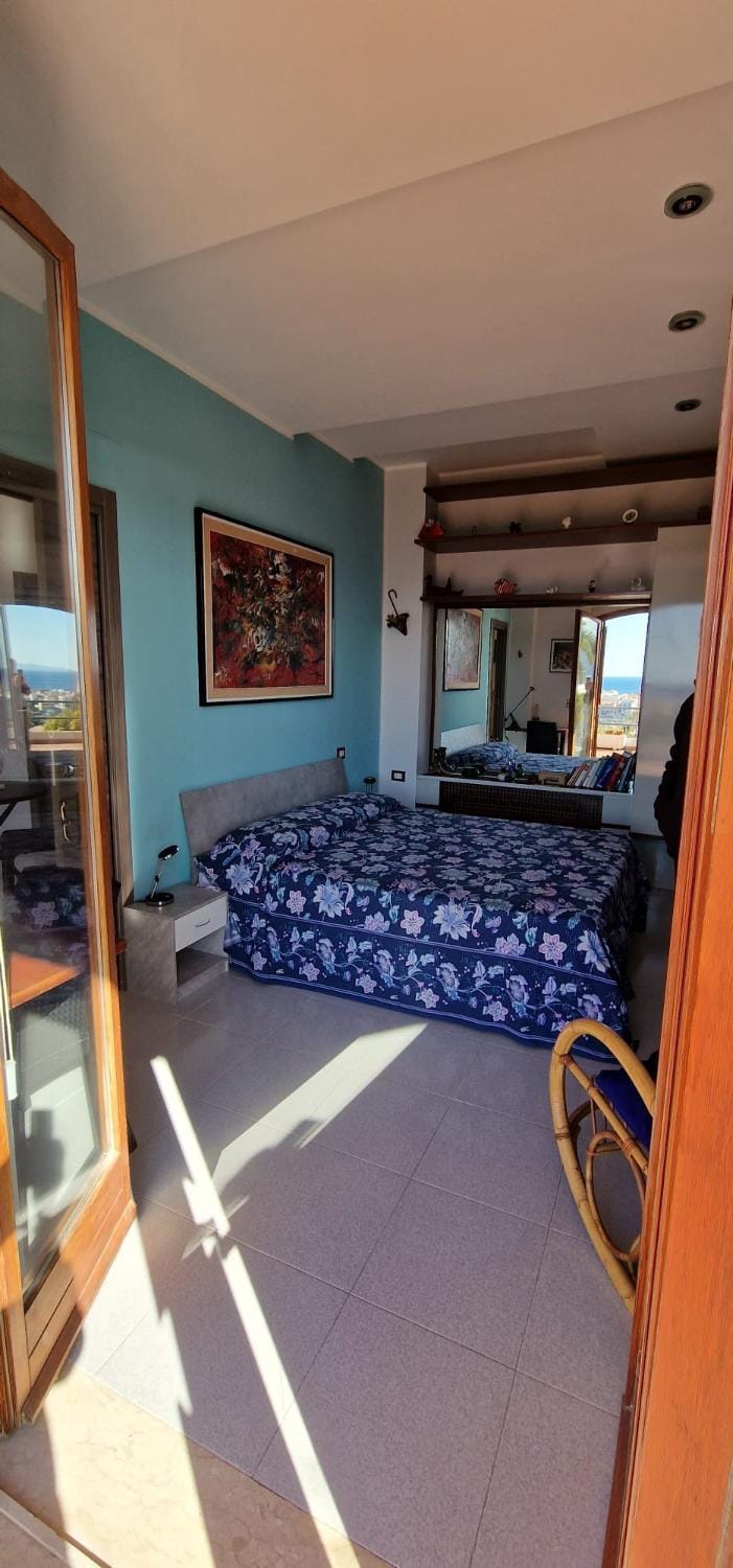 Casa JOMAILLA Apartment in Messina