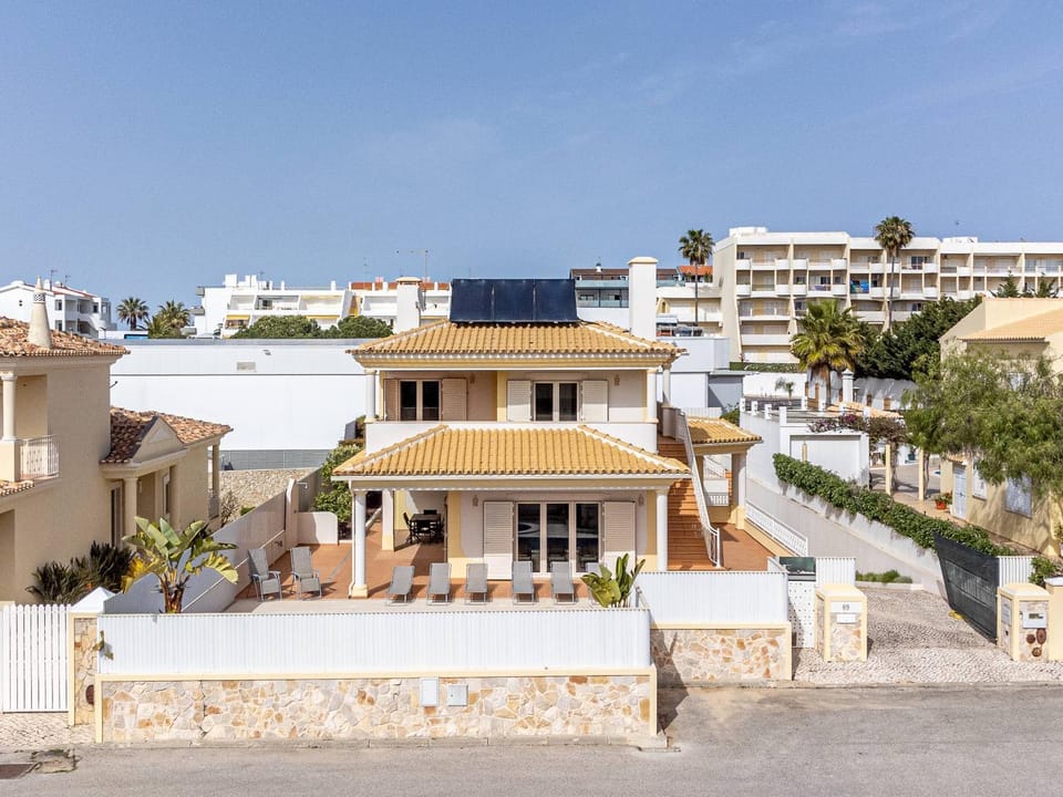 Villa Ribeiro by HelloVacations Villa in Guia