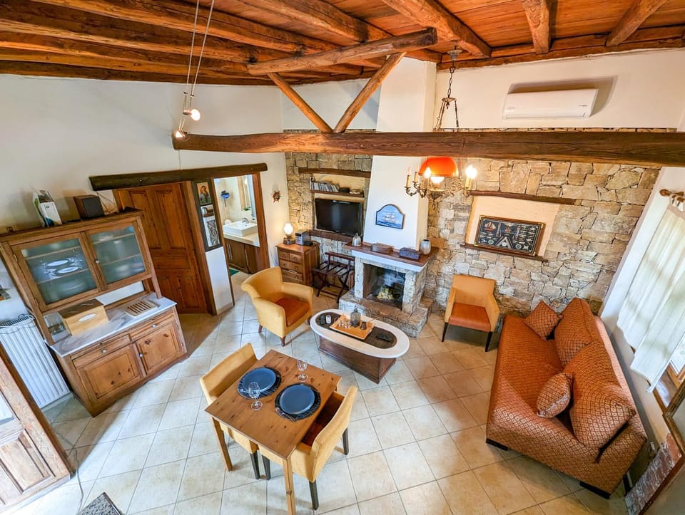 Living room, flat iron