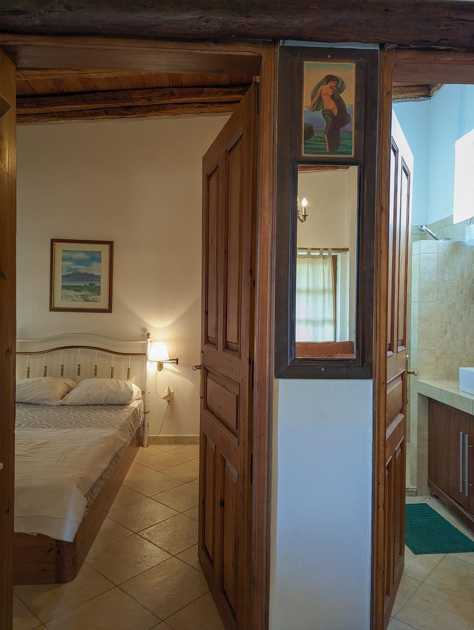 Bed, Bathroom