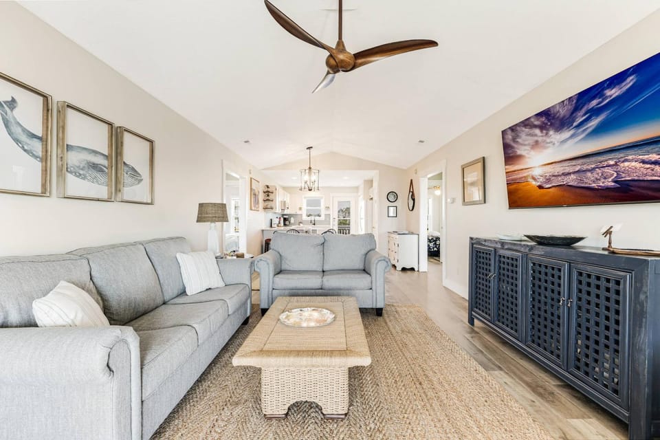 Little Sunshine House in Oak Island