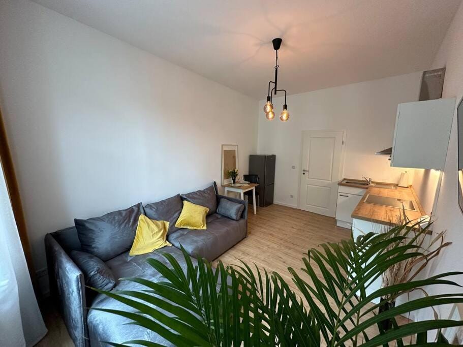 Bed, Living room, Seating area