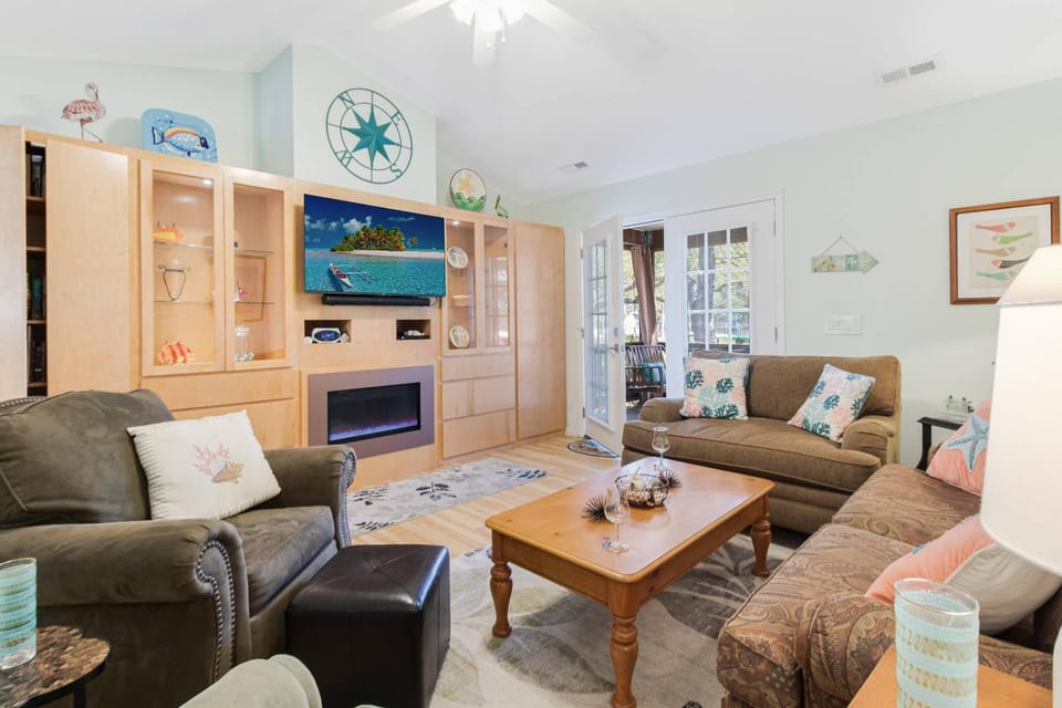 CoSea Cottage House in Saint James