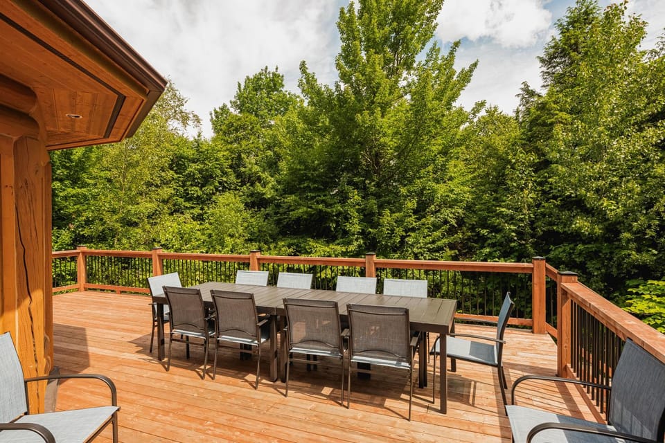 Fiddler Lake Resort - Deer 69 Chalet in Quebec