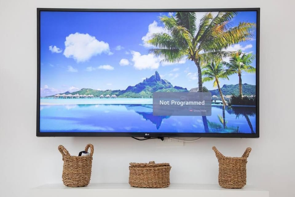 TV and multimedia, Decorative detail, Evening entertainment