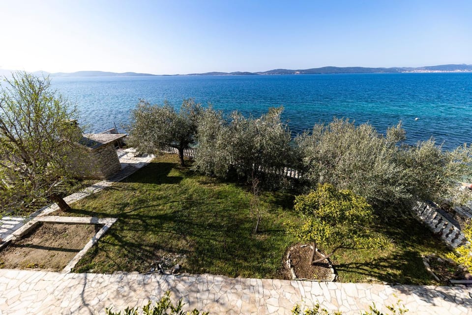 Nearby landmark, Natural landscape, Sea view