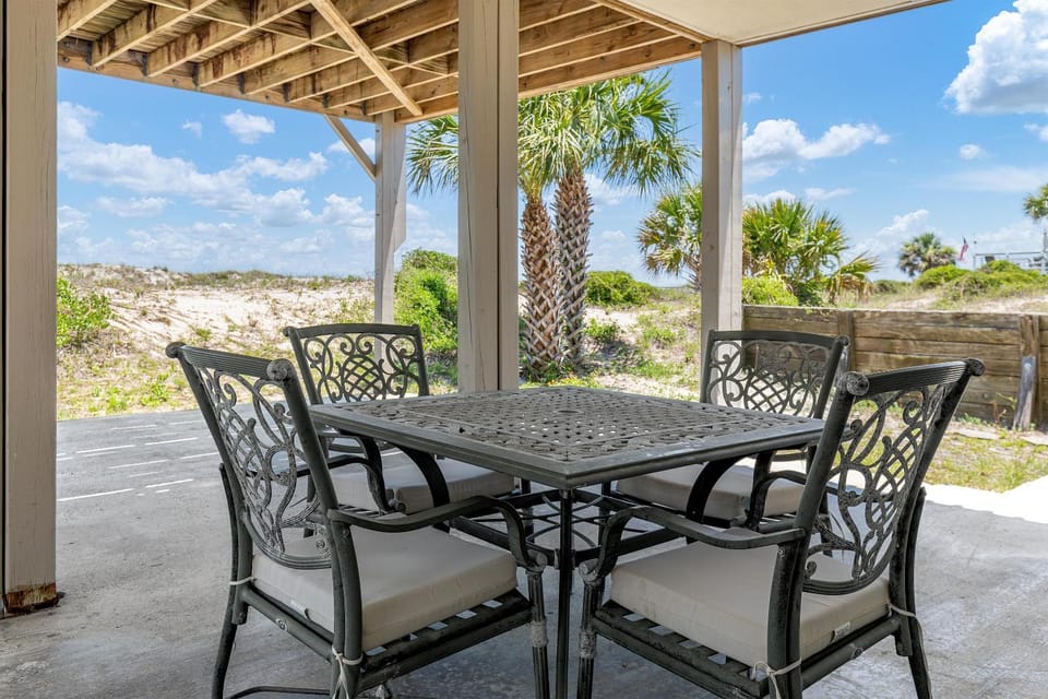 #1 Tybee Time House in Tybee Island