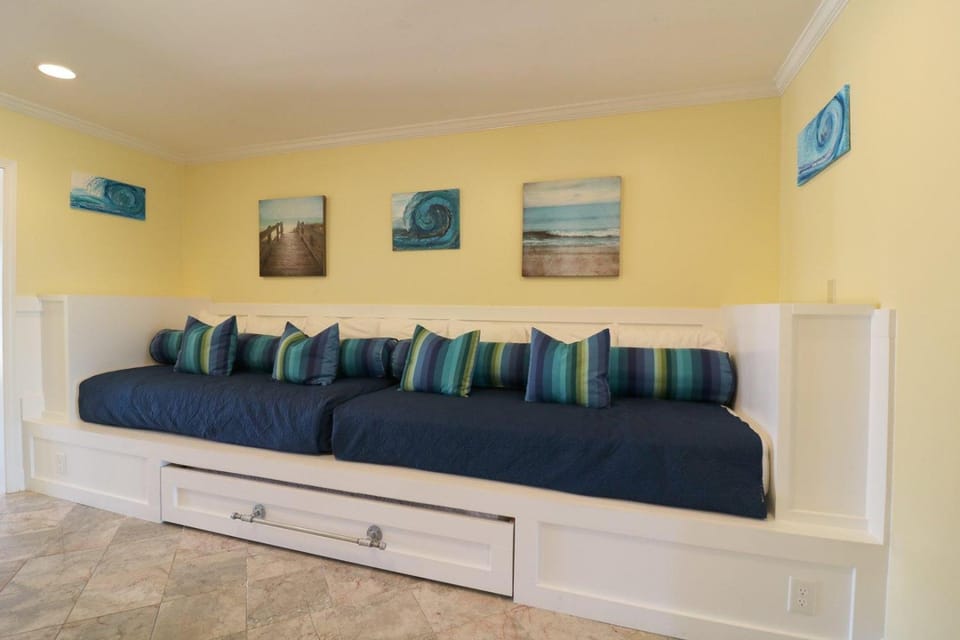 Evelyn's Oasis House in Tybee Island