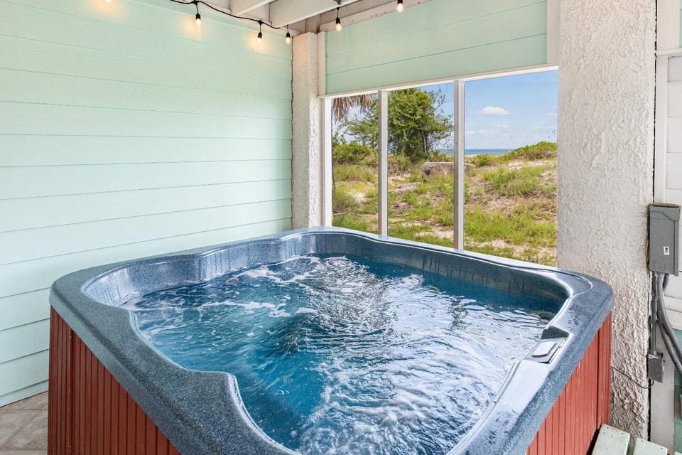 Evelyn's Oasis House in Tybee Island