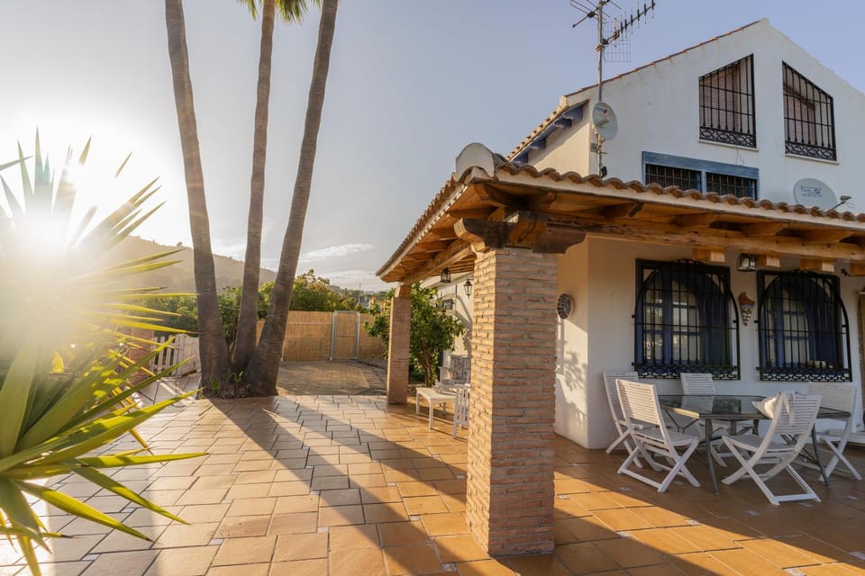 Property building, Balcony/Terrace