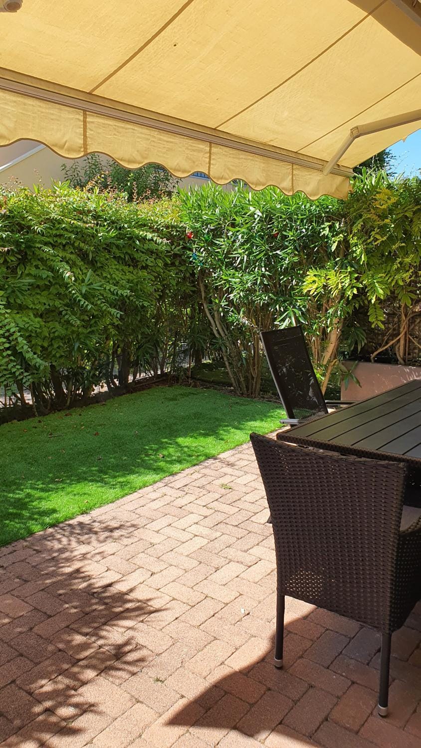 Property building, Balcony/Terrace