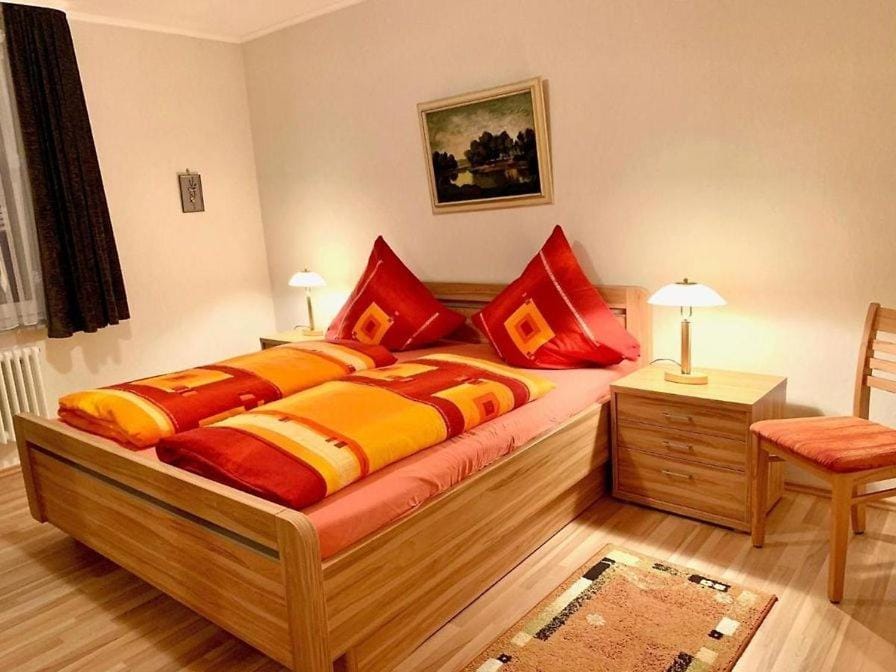 Bed, Photo of the whole room, Bedroom