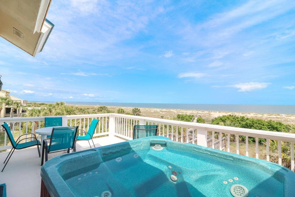 Ocean Queen House in Tybee Island