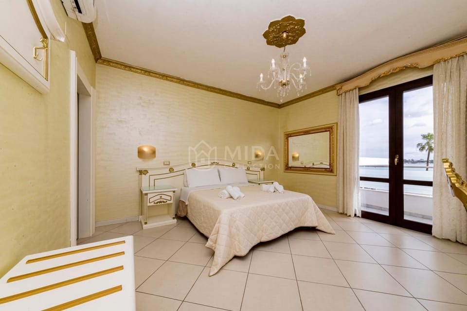 DIO DEL MARE LUXURY ROOM Bed and Breakfast in Porto Cesareo