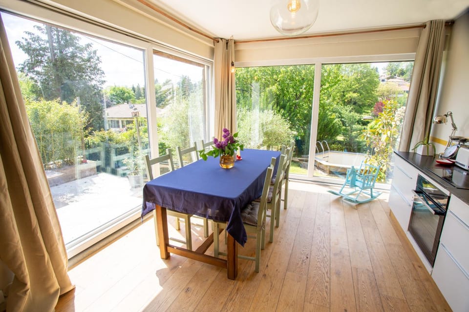 Patio, Garden, View (from property/room), Balcony/Terrace, Kitchen or kitchenette, Dining area, Garden view, pet friendly