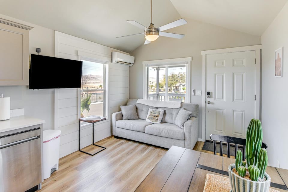 Bullhead City Vacation Rental w/ Resort Pool! House in Bullhead City