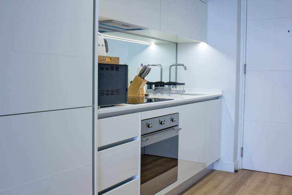 Kitchen or kitchenette, minibar, pet friendly, stove