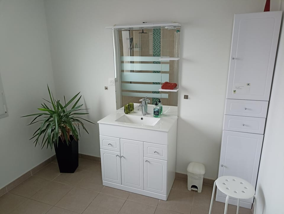 Chambre privée Vacation rental in Pays de la Loire