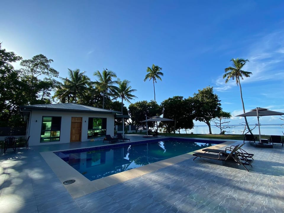 Day, Natural landscape, Pool view, Swimming pool, Swimming pool, sunbed