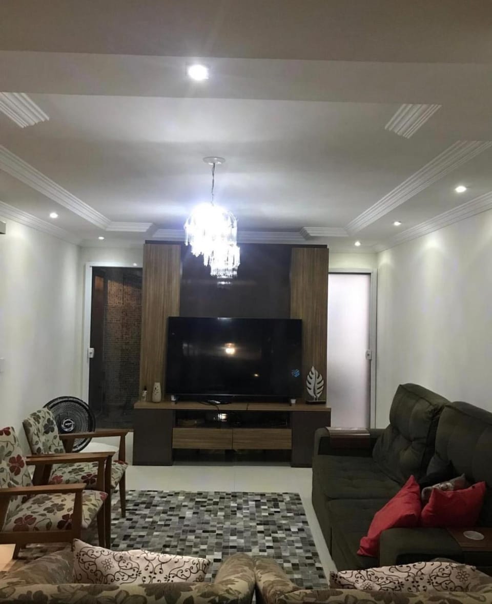 Communal lounge/ TV room, TV and multimedia