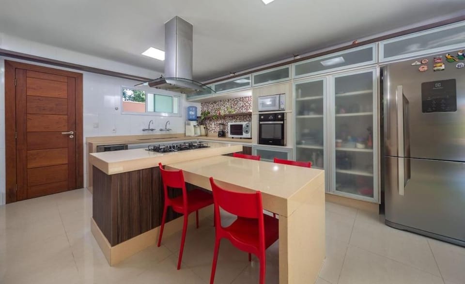Kitchen or kitchenette, Kitchen or kitchenette